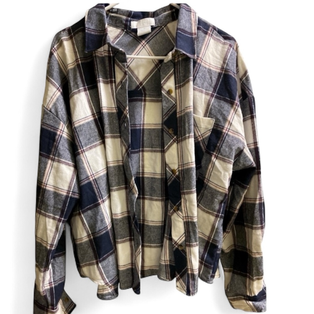 ⭐️ 3/$15 • L•I•F•E   Plaid•Button-Down